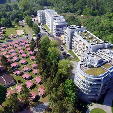 Apartament Diune Sulkowskiego 4a コウォブジェク